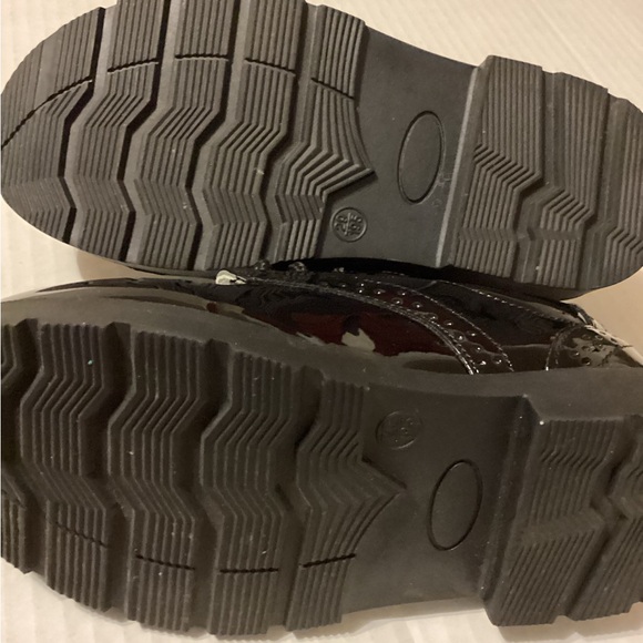 Patent leather shoes unisex 29= 11.5 Black Lace-Up Shoes Boys - Picture 4 of 5